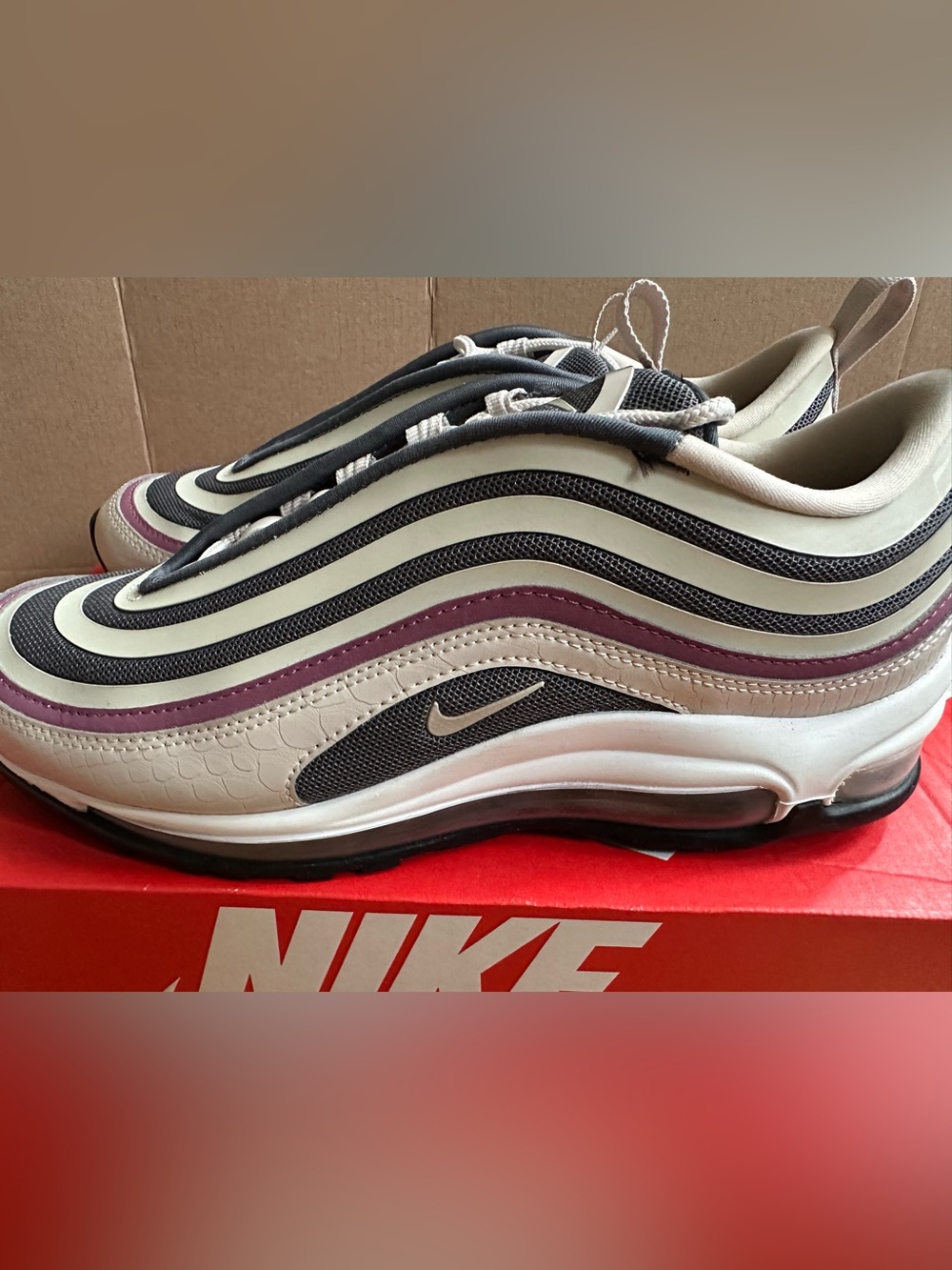 Nike Air Max 97 Ultra '17 SE Desert Sand/Violet. Women's 8.5.